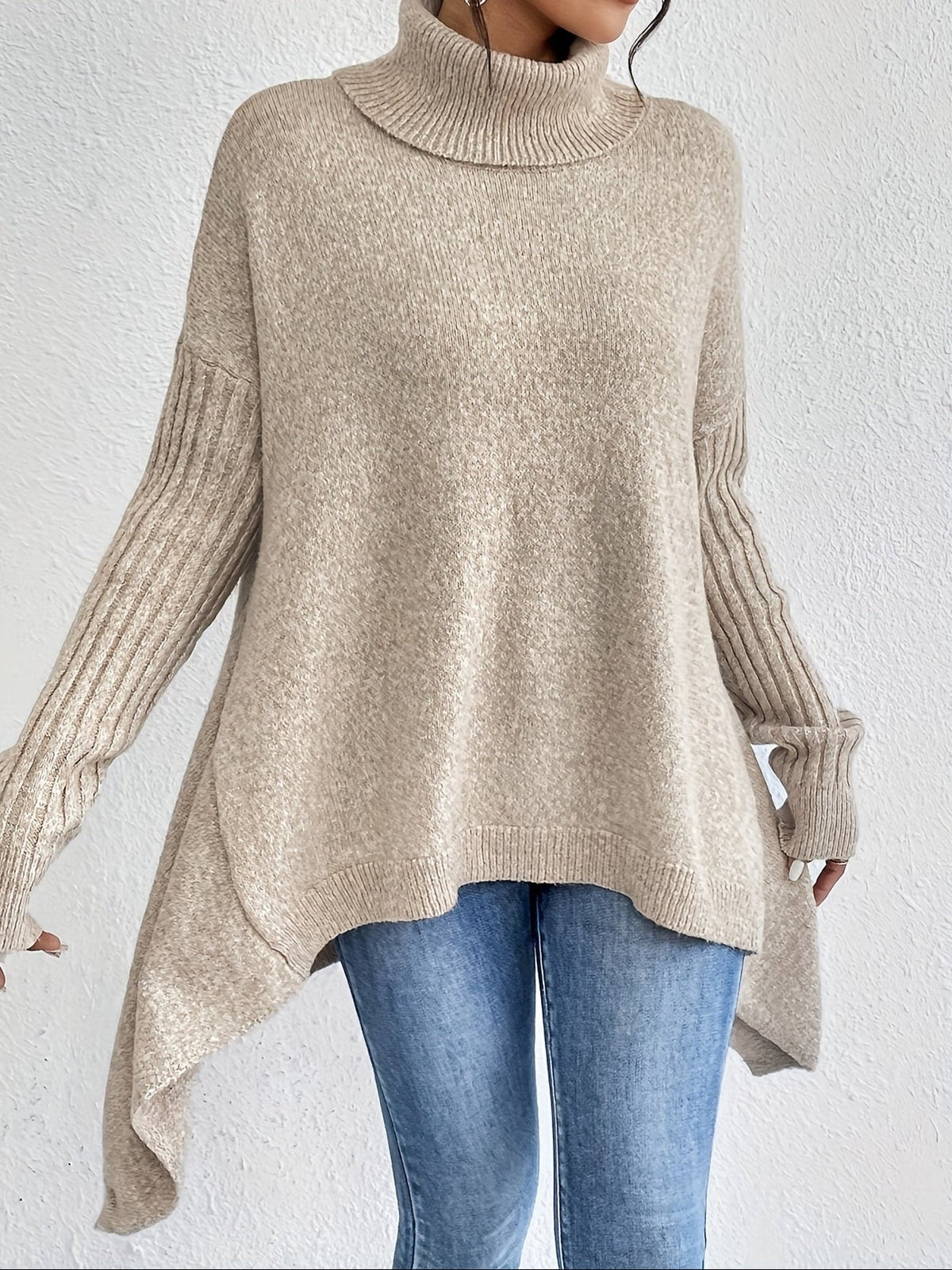 Lili – Elegáns magas nyakú pulóver