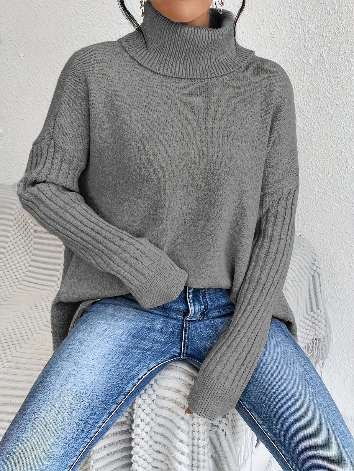 Lili – Elegáns magas nyakú pulóver