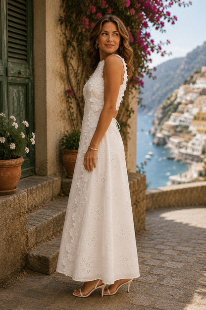 Lili – Elegáns hímzett maxi ruha
